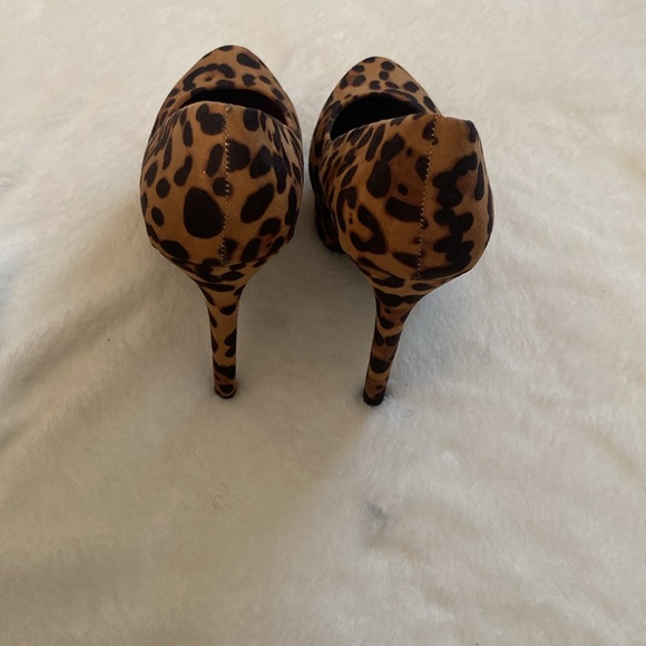 It’s - Picture 3 of 5